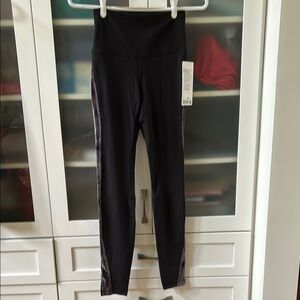 Lululemon Align HR Black With Velour SZ 4 28” GEORGEOUS!!🖤🖤